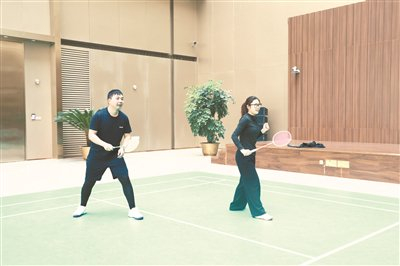 开云体育APP-一个羽毛球结下浓浓情谊|张晓伟|院工会|劳动午报|北京市|球队_新浪体育_新浪新闻