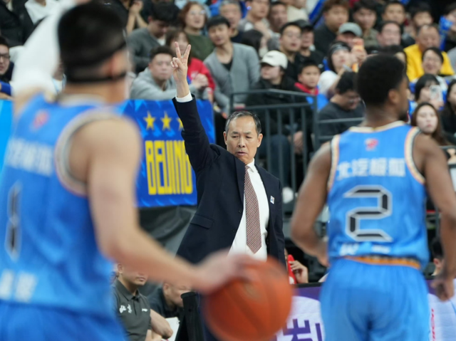 kaiyun-北京首钢VS浙江男篮!许利民出奇制胜,斯佩尔曼复出,央视直播
